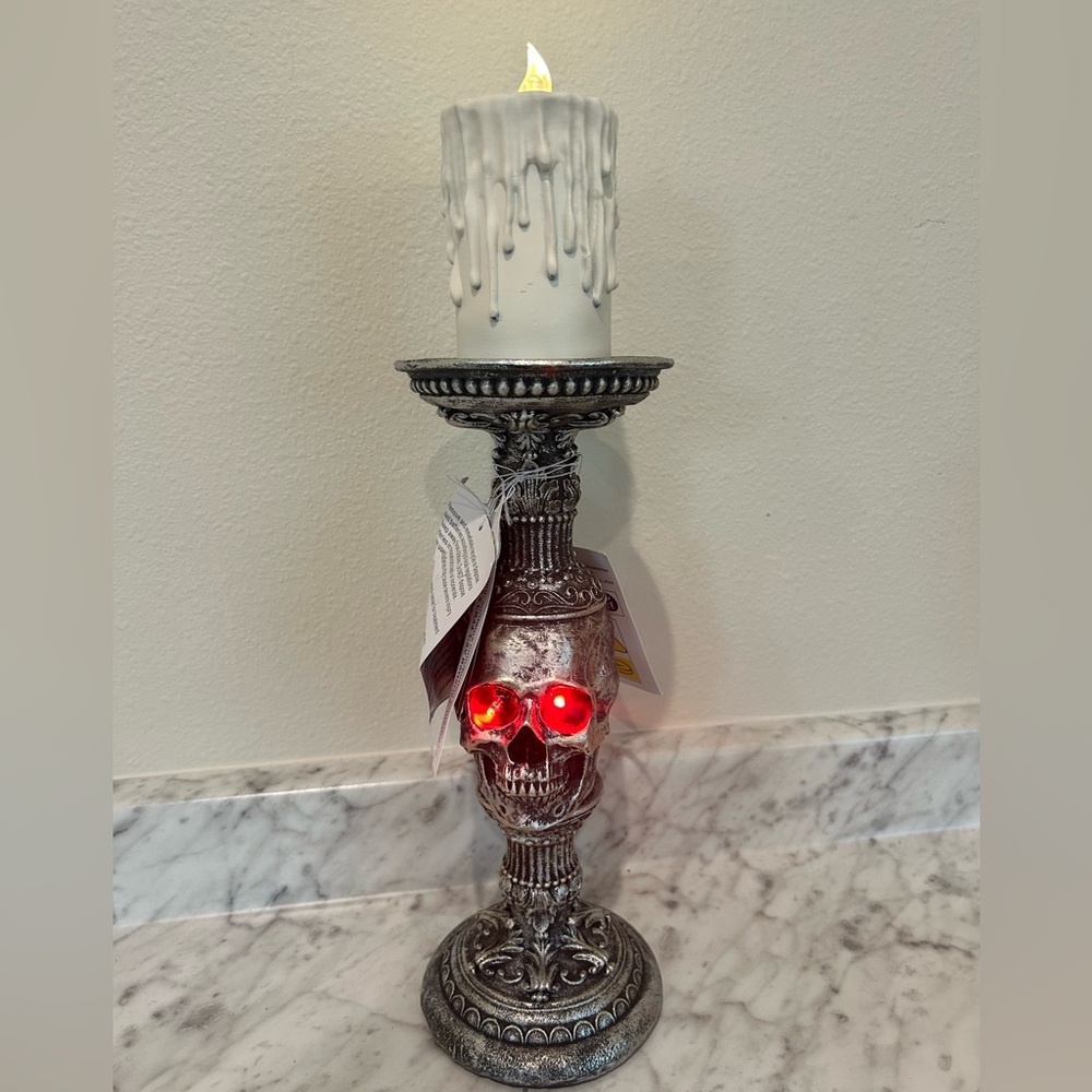 Martha Stewart HALLOWEEN Skull Pillar Light Up Candle Holder Gothic Figurine